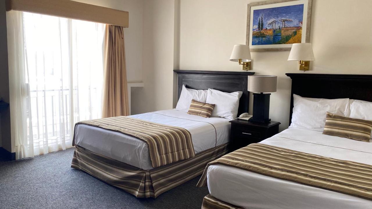 Hotel Zafra Torreón Eksteriør bilde